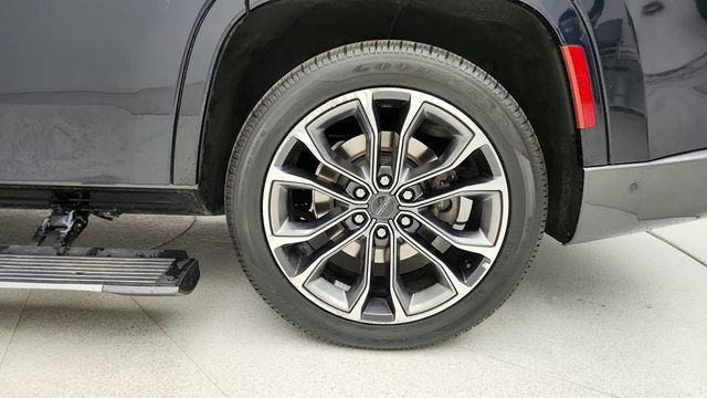 2022 Jeep Grand Wagoneer Series III 4x4 - 22945946 - 8