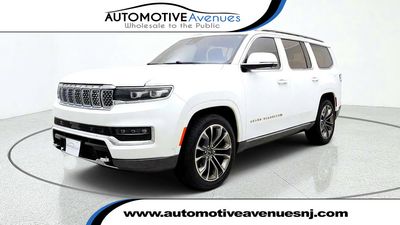 2022 Jeep Grand Wagoneer - 1C4SJVGJ6NS138056