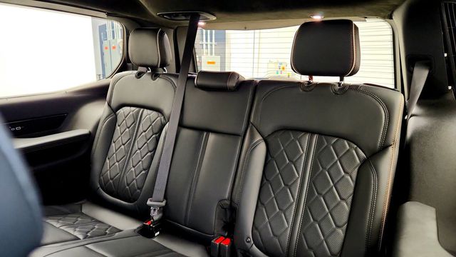 2022 Jeep Grand Wagoneer Series III 4x4 w/ Rear Entertainment, HD Tow Pkg & 22'' Wheels - 23088628 - 20