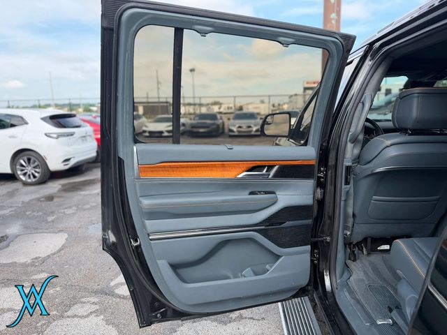 2022 Jeep Grand Wagoneer Series II Sport Utility 4D - 23051539 - 13