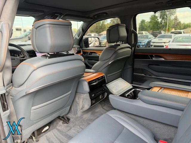2022 Jeep Grand Wagoneer Series II Sport Utility 4D - 23051539 - 14