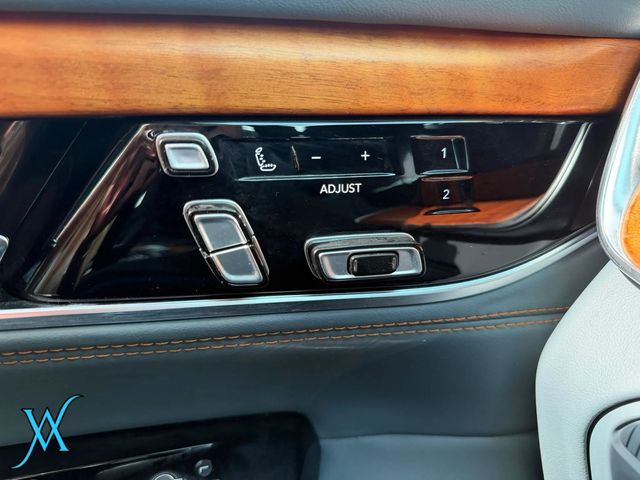 2022 Jeep Grand Wagoneer Series II Sport Utility 4D - 23051539 - 37