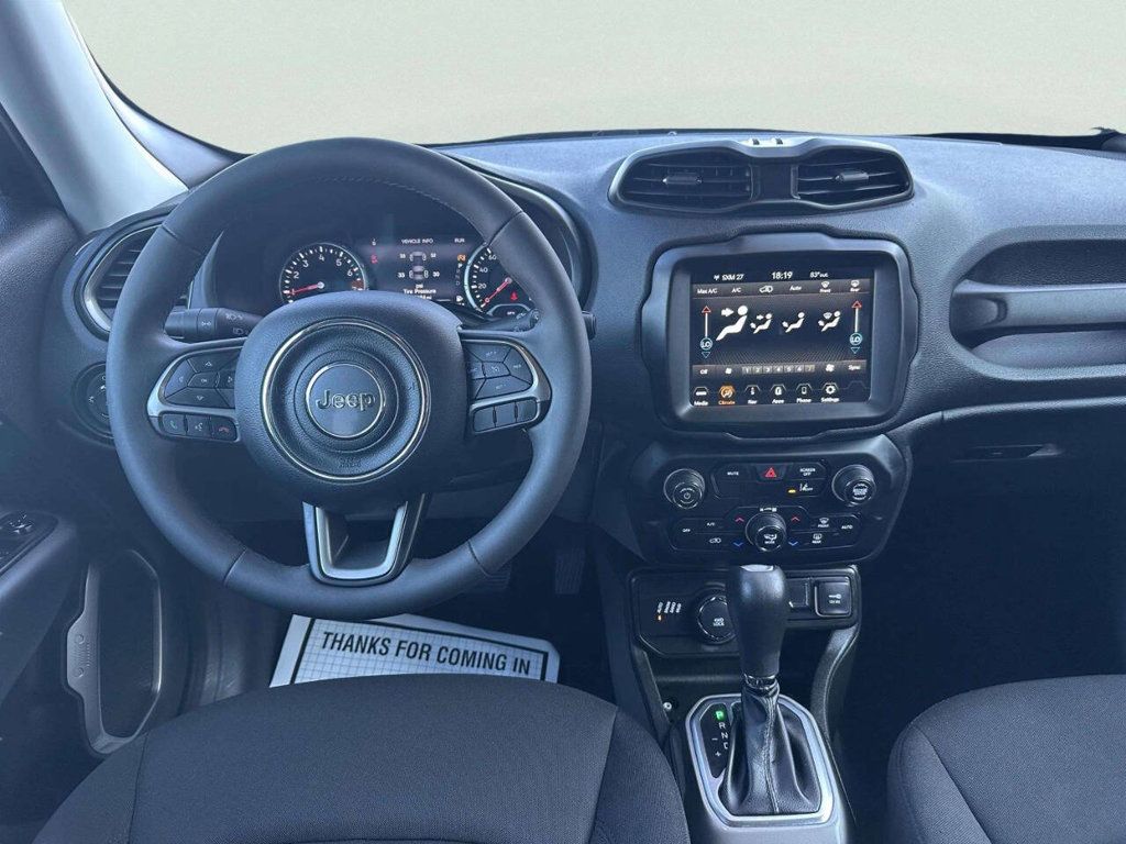 2022 Jeep Renegade Latitude 4x4 - 23049983 - 8
