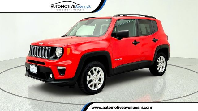 2022 Jeep Renegade Latitude 4x4 - 23032054 - 0
