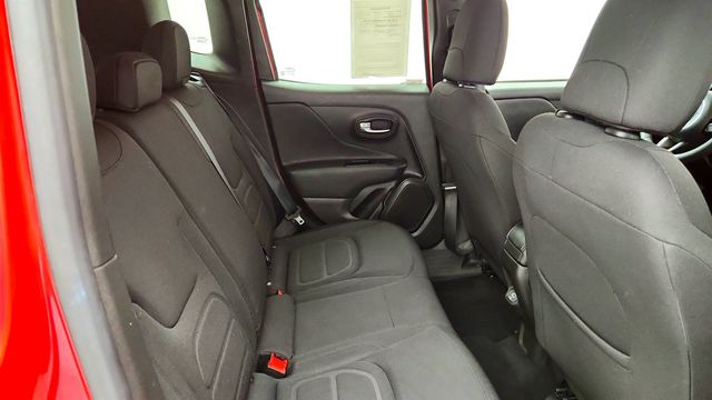 2022 Jeep Renegade Latitude 4x4 - 23032054 - 23