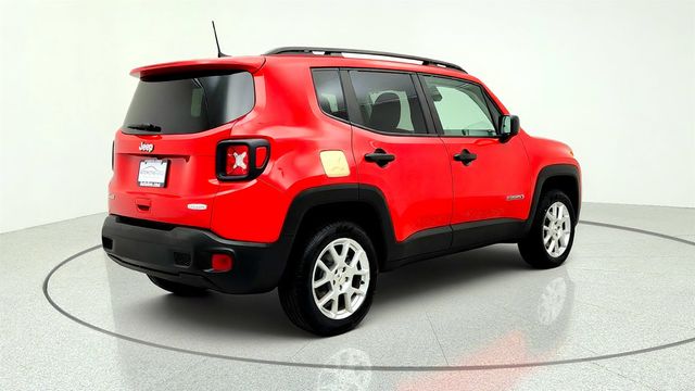 2022 Jeep Renegade Latitude 4x4 - 23032054 - 4