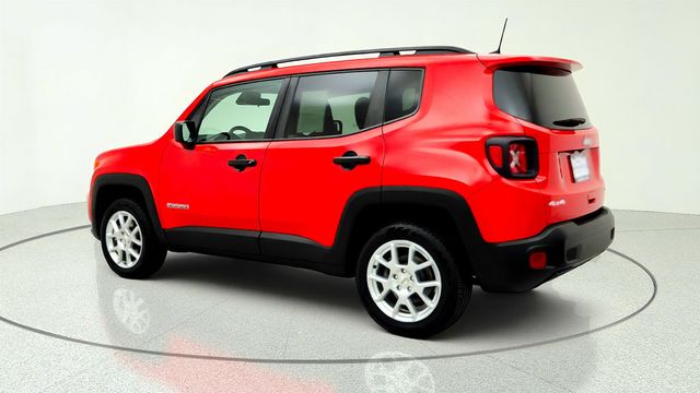 2022 Jeep Renegade Latitude 4x4 - 23032054 - 6
