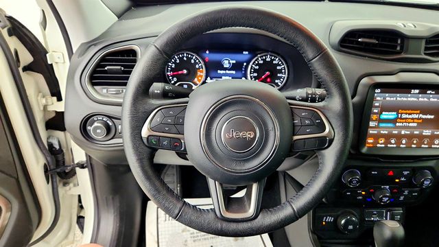 2022 Jeep Renegade Latitude 4x4 w/ Convenience Group - 23044539 - 10