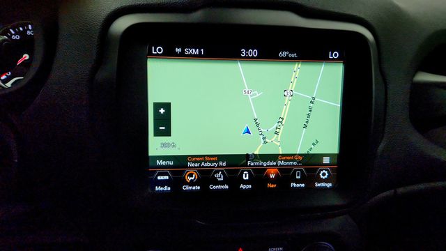 2022 Jeep Renegade Latitude 4x4 w/ Convenience Group - 23044539 - 16