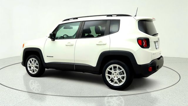 2022 Jeep Renegade Latitude 4x4 w/ Convenience Group - 23044539 - 6