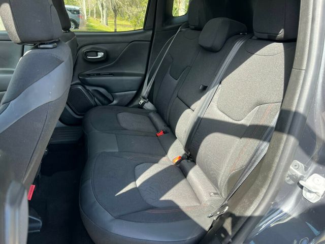 2022 Jeep Renegade Trailhawk 4x4 - 22785763 - 7