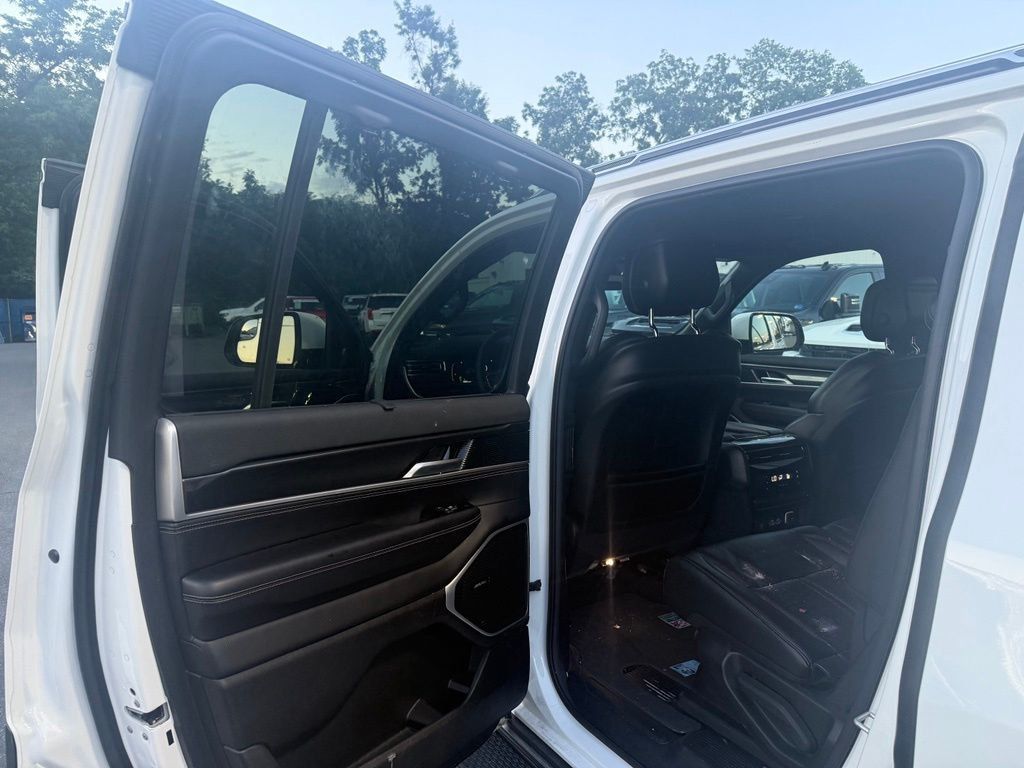 2022 Jeep Wagoneer Series I - 23044761 - 14