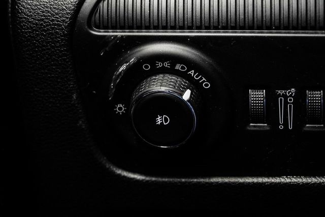 2022 Jeep Wagoneer Series I - 22961450 - 25