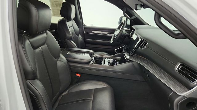 2022 Jeep Wagoneer Series II 4x4 - 22947447 - 21