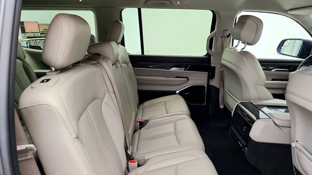 2022 Jeep Wagoneer Series II 4x4 - 23084873 - 22