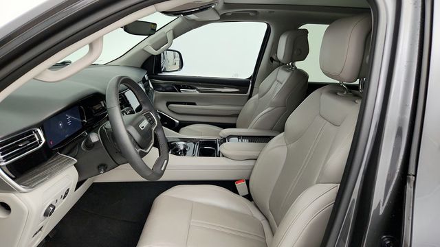 2022 Jeep Wagoneer Series II 4x4 with Premium Group & Front PAX Interactive Display - 22951264 - 20