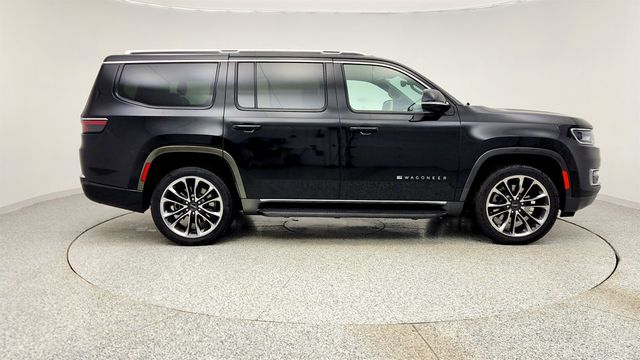 2022 Jeep Wagoneer Series II 4x4 with Premium Group & Front PAX Interactive Display - 22981839 - 3