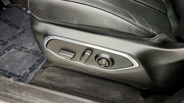 2022 Jeep Wagoneer Series II 4x4 w/ Premium Group (Pano Sunroof & 22'' Wheels) - 23066692 - 11