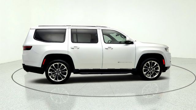 2022 Jeep Wagoneer Series II 4x4 w/ Premium Group (Pano Sunroof & 22'' Wheels) - 23066692 - 3