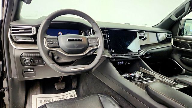 2022 Jeep Wagoneer Series II 4x4 w/ Premium Group & Rear-Seat Entertainment - 23012323 - 12
