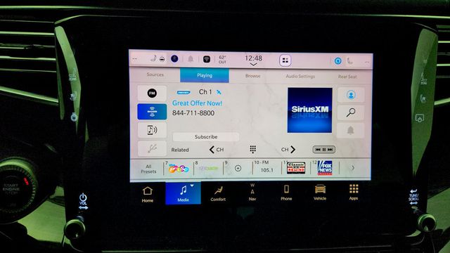 2022 Jeep Wagoneer Series II 4x4 w/ Premium Group & Rear-Seat Entertainment - 23012323 - 17