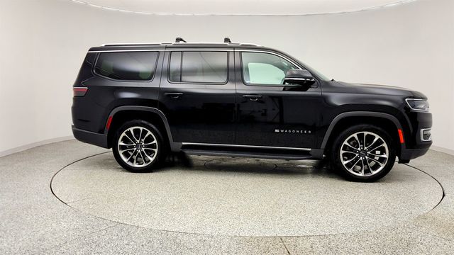 2022 Jeep Wagoneer Series II 4x4 w/ Premium Group & Rear-Seat Entertainment - 23012323 - 3