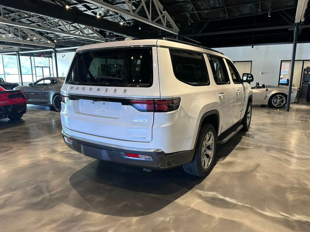 2022 Jeep Wagoneer Series II/Htd&CldSeats/WirelessCharge/AdapCruise/AppleCarplay - 22736922 - 4