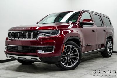 2022 Jeep Wagoneer - 1C4SJVDT7NS114077
