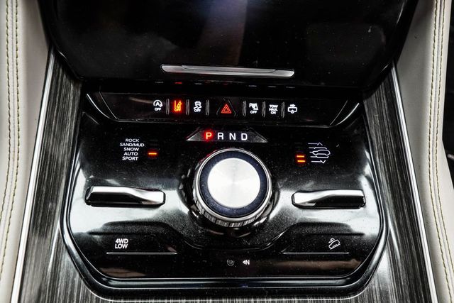 2022 Jeep Wagoneer Series III - 23013943 - 27