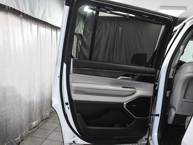 2022 Jeep Wagoneer Series III - 22983917 - 11