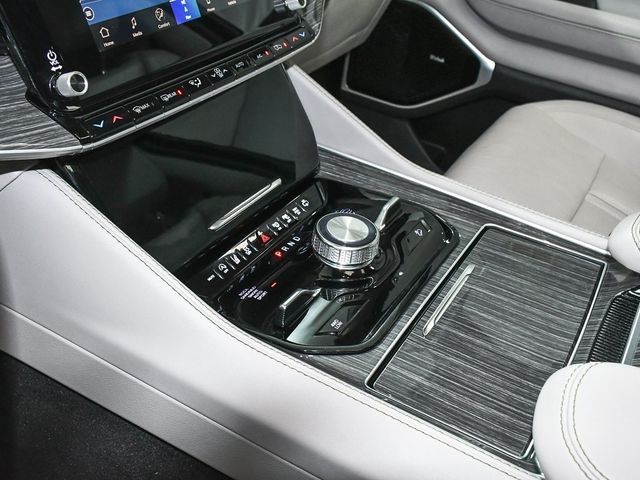 2022 Jeep Wagoneer Series III - 22983917 - 41