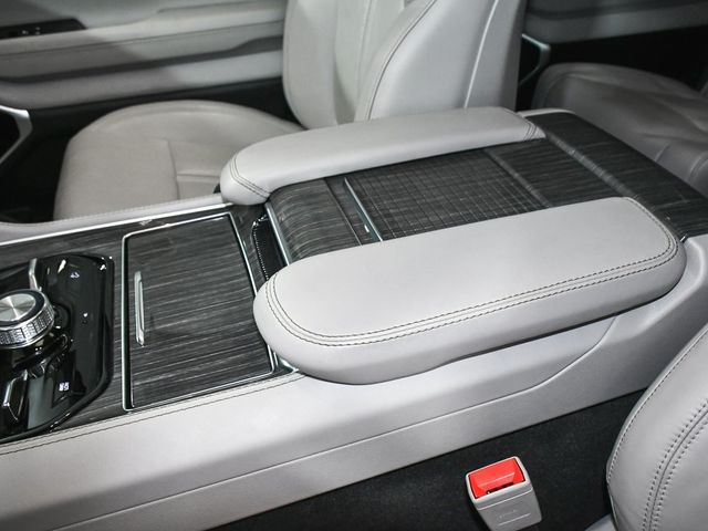 2022 Jeep Wagoneer Series III - 22983917 - 42