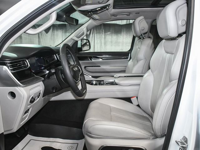 2022 Jeep Wagoneer Series III - 22983917 - 46