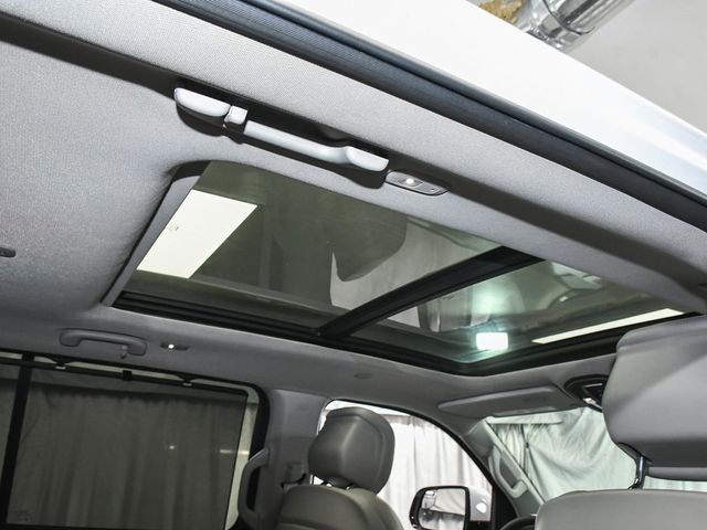 2022 Jeep Wagoneer Series III - 22983917 - 53