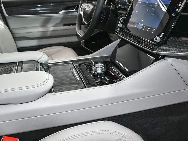 2022 Jeep Wagoneer Series III - 22983917 - 64