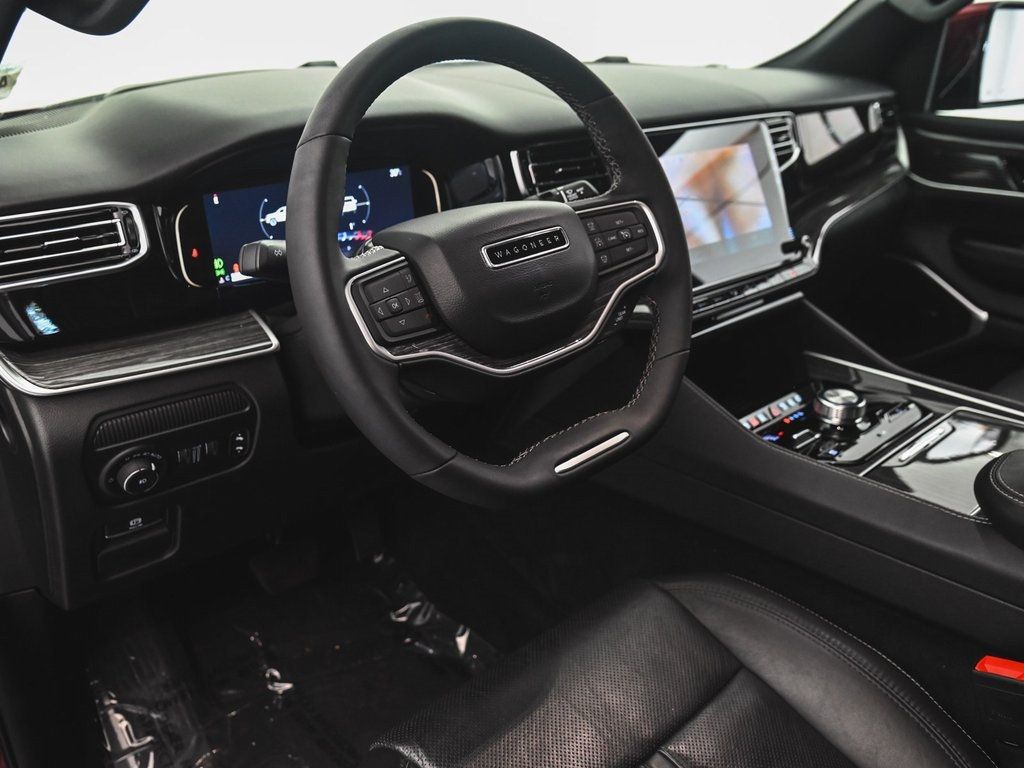2022 Jeep Wagoneer Series III photo 8