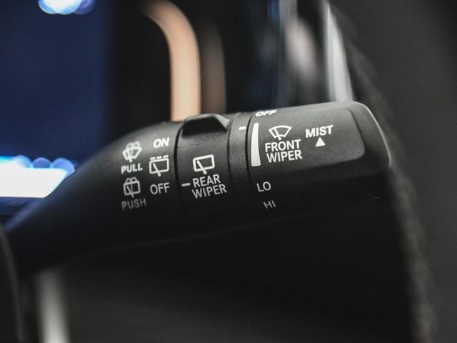 2022 Jeep Wagoneer Series III - 22916943 - 25