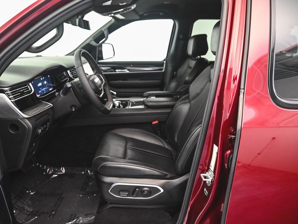 2022 Jeep Wagoneer Series III photo 19