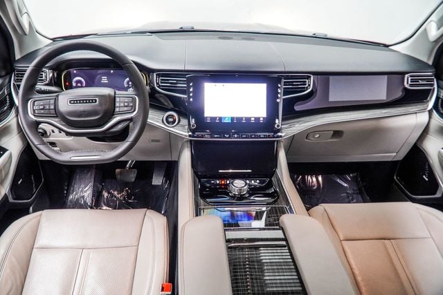 2022 Jeep Wagoneer Series III - 23007644 - 4