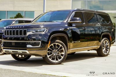 2022 Jeep Wagoneer