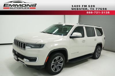 2022 Jeep Wagoneer - 1C4SJVDT7NS136175