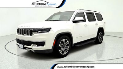 2022 Jeep Wagoneer - 1C4SJVDT8NS113925