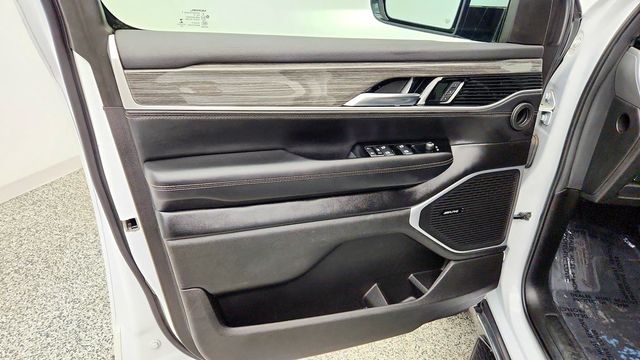 2022 Jeep Wagoneer Series III 4x4 - 23083611 - 9