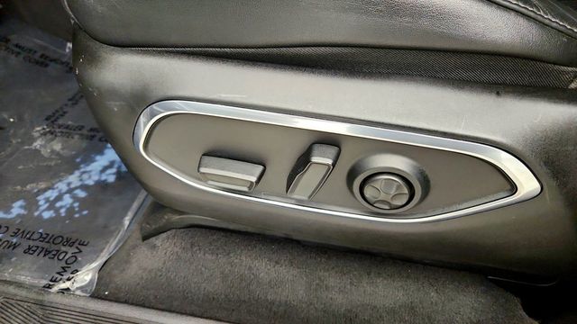 2022 Jeep Wagoneer Series III 4x4 - 23083611 - 10
