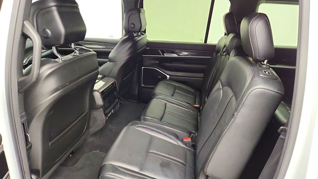 2022 Jeep Wagoneer Series III 4x4 - 23083611 - 19