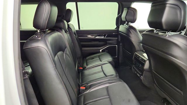 2022 Jeep Wagoneer Series III 4x4 - 23083611 - 22