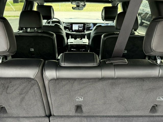 2022 Jeep Wagoneer Series III 4x4 - 23075268 - 34