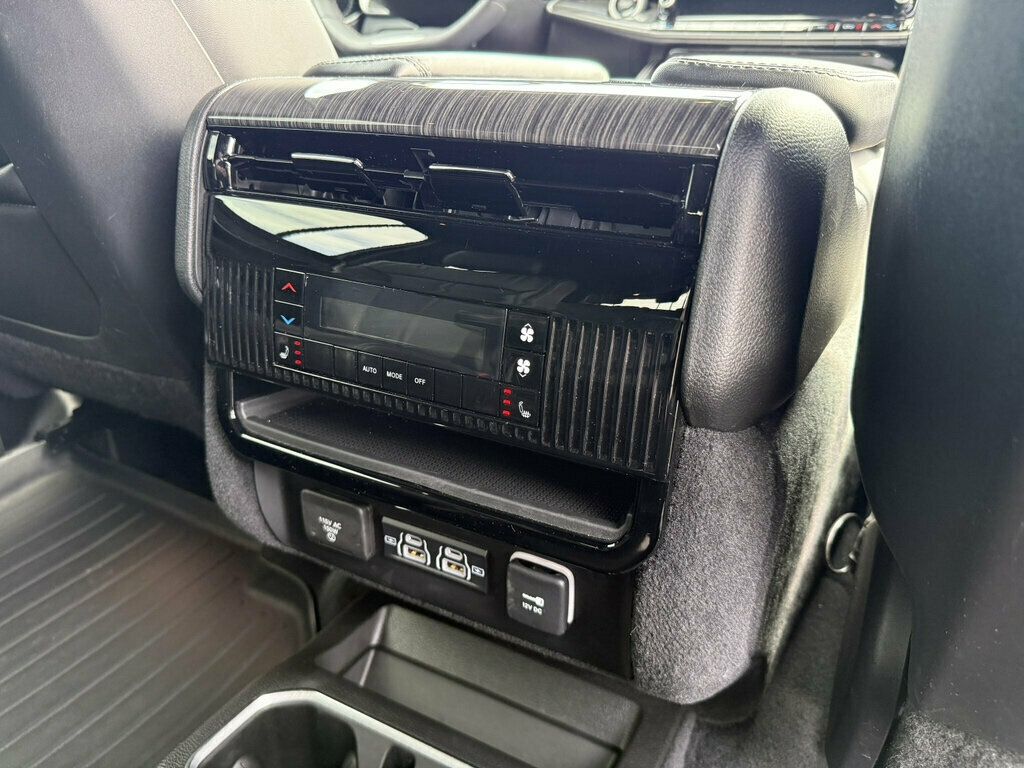 2022 Jeep Wagoneer Series III 4x4 - 23075268 - 43