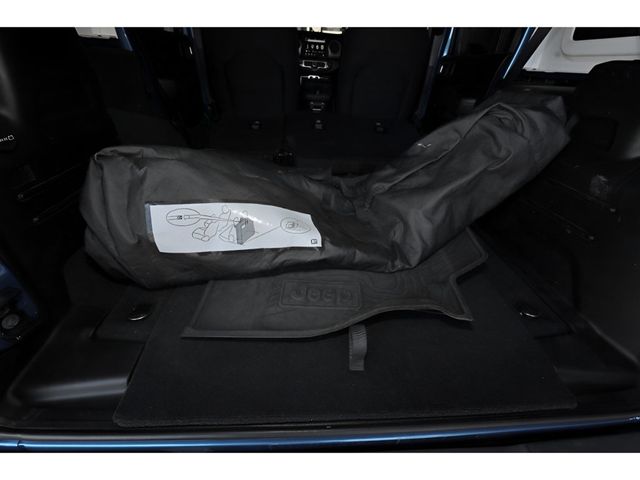 2022 JEEP Wrangler                                         - 22997826 - 19