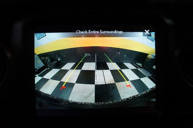 2022 Jeep Wrangler 1-Owner, Sky One Touch Power Top - 22825904 - 28